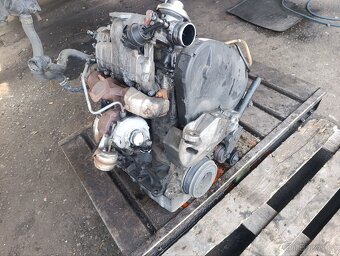 VW Golf 4 1.9-81kw kód ASV - 3
