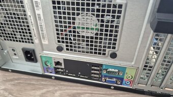 Dell PowerEdge T20, 4GB RAM, Xeon E3-1225 v3 - 3