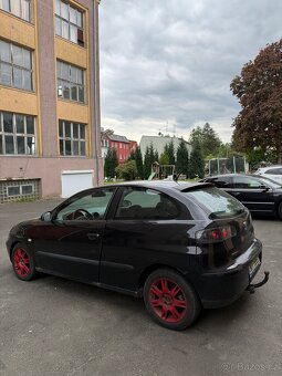 Seat ibiza - 3