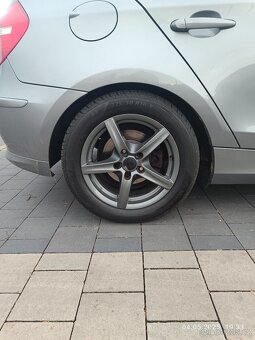 BMW - 3
