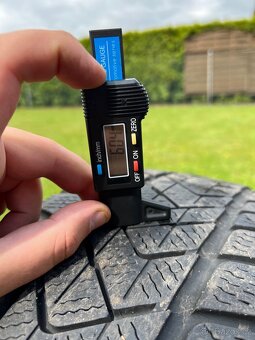 Zimní pneu 245/45/18 pirelli sottozero 3 - 3