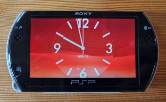 PSP Go - 3