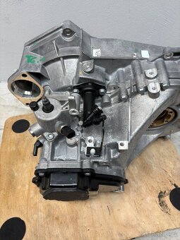 Převodovka 5rychostní Vw T5 T6 T6.1 2.0 TDI - 3