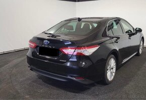 Toyota Camry 2.5 Hybrid Executive 10.2020 - 3
