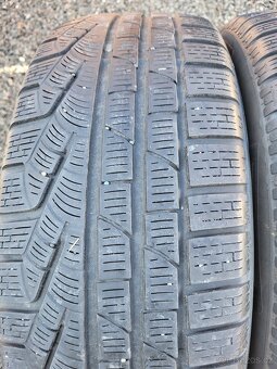 2x 235/55R18 Pirelli Sottozero Winter - 3
