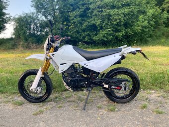 Yuki 125 SM - 3
