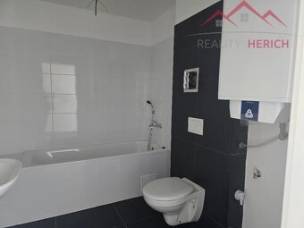 Pronájem bytu 3+kk, rekonstrukce, 103 m2, Žižkovo náměstí - - 3