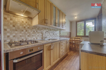 Prodej rodinného domu, 202 m², Hýskov, ul. Budovatelská - 3