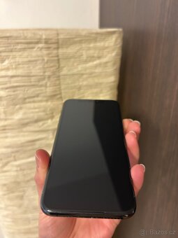iPhone 11 pro 64 GB - Vesmírně šedý - 3