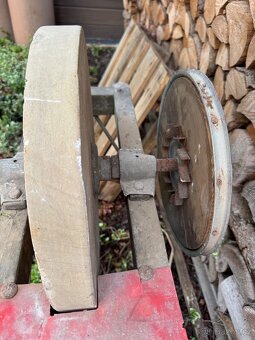 Bruska na nože, nůžky... - 3