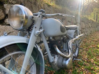 Victoria KR35 Pionier - 3