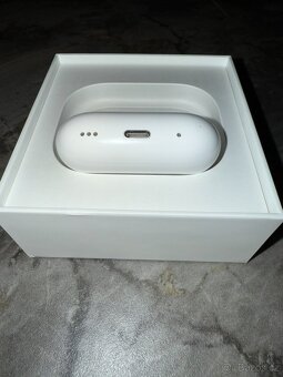 Apple AirPods Pro 2. generace s nabíjením Lightning/MagSafe - 3