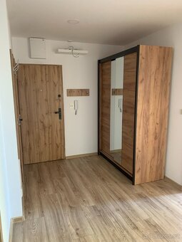 Pronájem bytu 3+1 74m2 Zahraničního odboje, Třebíč - 3