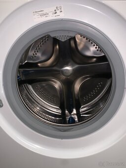 Pračka ELECTROLUX EWS1064SDU - 3