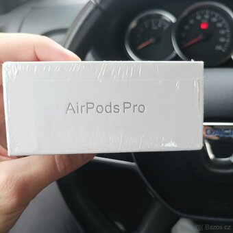Apple airpods druhá generace - 3