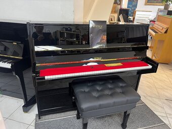 Černý Petrof mod. 115 v záruce, doprava zdarma. PRODÁNO - 3