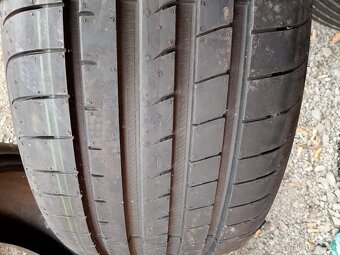 225/45/17 225/40/18 245/45/18 255/45/20 265/40/21 kusovka - 3
