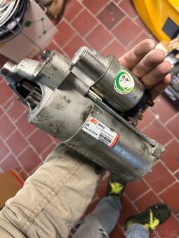 startér VOLVO V50 2.0D 2005 - 3