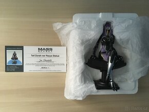 Tali Zorah Nar Rayya - Statue - 3