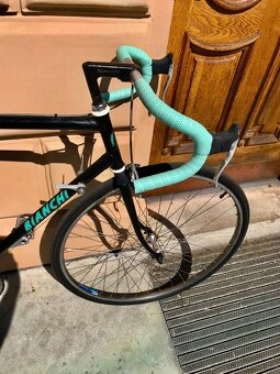 Prodám silniční kolo Bianchi Caurus 840 - 3