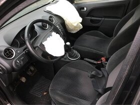 Náhradní Dily Ford fiesta 1.4 i 59kw - 3