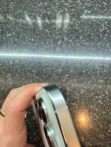 Apple iPhone 16 Pro 1 TB bílý titan - 3