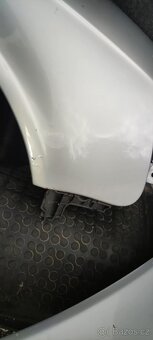 Blatník LY7W Audi A4 b7 PP - 3