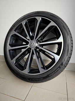 Orig. VW Verona 5x112 Letní 235/40/19 - Zánovní - - 3