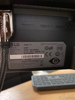 LG monitor 29UB67-B - 3