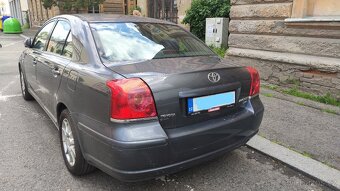 Avensis - 3