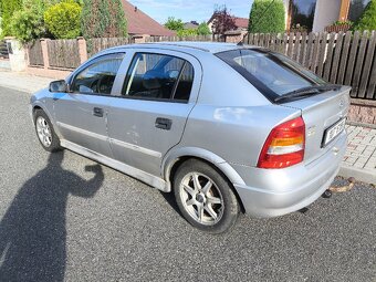 Opel Astra G 1.4 16V - 3