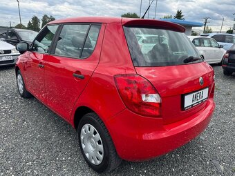 Škoda Fabia II 1.4 16V,96 tis km,2009,1.Majitel, ČR - 3