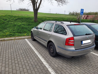 ŠKODA Octavia II 1.6 MPI automat - 3