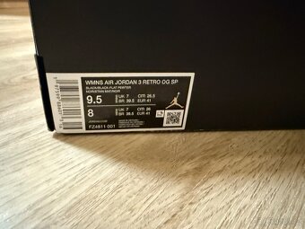 Air Jordan 3 Retro OG SP A Ma Maniére - 3