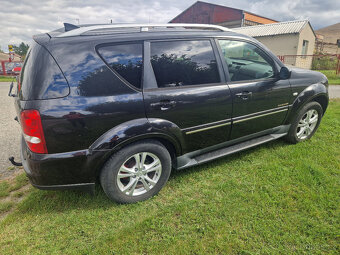 SsangYong Rexton 2.7 XDi 132 kW 11/2012 - 7 míst - 3