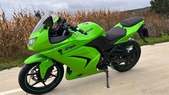 Kawasaki ninja 250r - 3