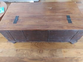 Dřevěná oplechovaná truhla - 3