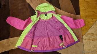 Dívčí větrovka - 3