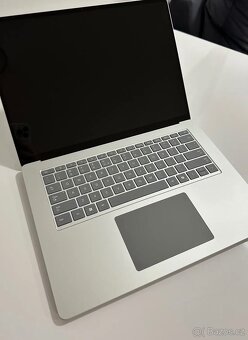 Microsoft Surface Laptop|Copilot+ PC|15" IPS|Snapdragon®️ X - 3