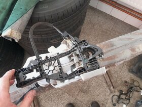 Zámek,klika,motorek,stahovačka VW Passat B6 - 3