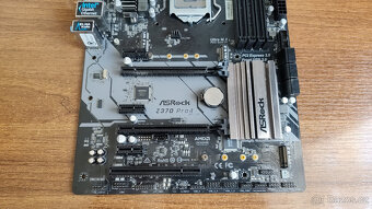 ASROCK Z370 Pro4 - 3