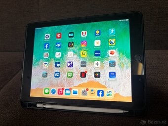 Apple iPad 128GB Wi-Fi + Apple pencil - 3
