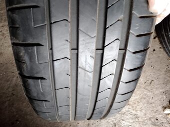 195/65/15 205/55/17 205/40/18 235/45/18 245/40/18  kusovka - 3