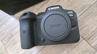 Canon EOS R6 + Adapter EF\RF - 3
