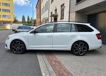 Škoda Octavia, 2.0TSi RS ČR - 3