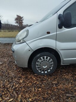 Trafic 1,9 dci 100+vestavba - 3