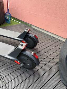 Xiaomi Electric Scooter 4 Lite 2nd Gen - TOP STAV JEN ZAJETÉ - 3