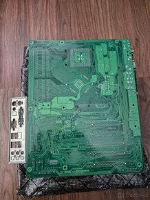 Epox EP-8RDA3I (nForce2) + Athlon XP2600+ + DDR1 RAM (RETRO) - 3