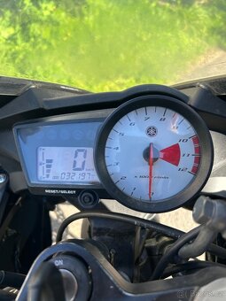 Yamaha yzf-r 125 - 3