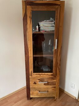 Knihovna masiv zn.Quadrato - 3